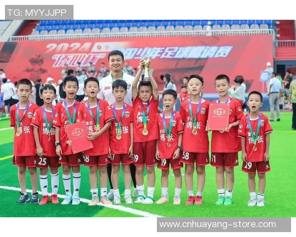 重庆足球队荣登足球配合排行榜第一名引发热议 重庆足球队荣登足球配合排行榜第一名引发热议